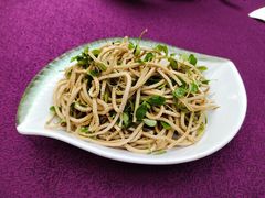 香椿苗豆腐丝-万柳阁小馆·花园餐厅(龙潭湖店)