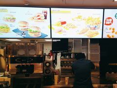 -麦当劳(丽江玉河广场店)