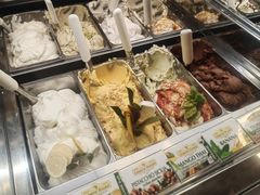 -Gelateria Dondoli
