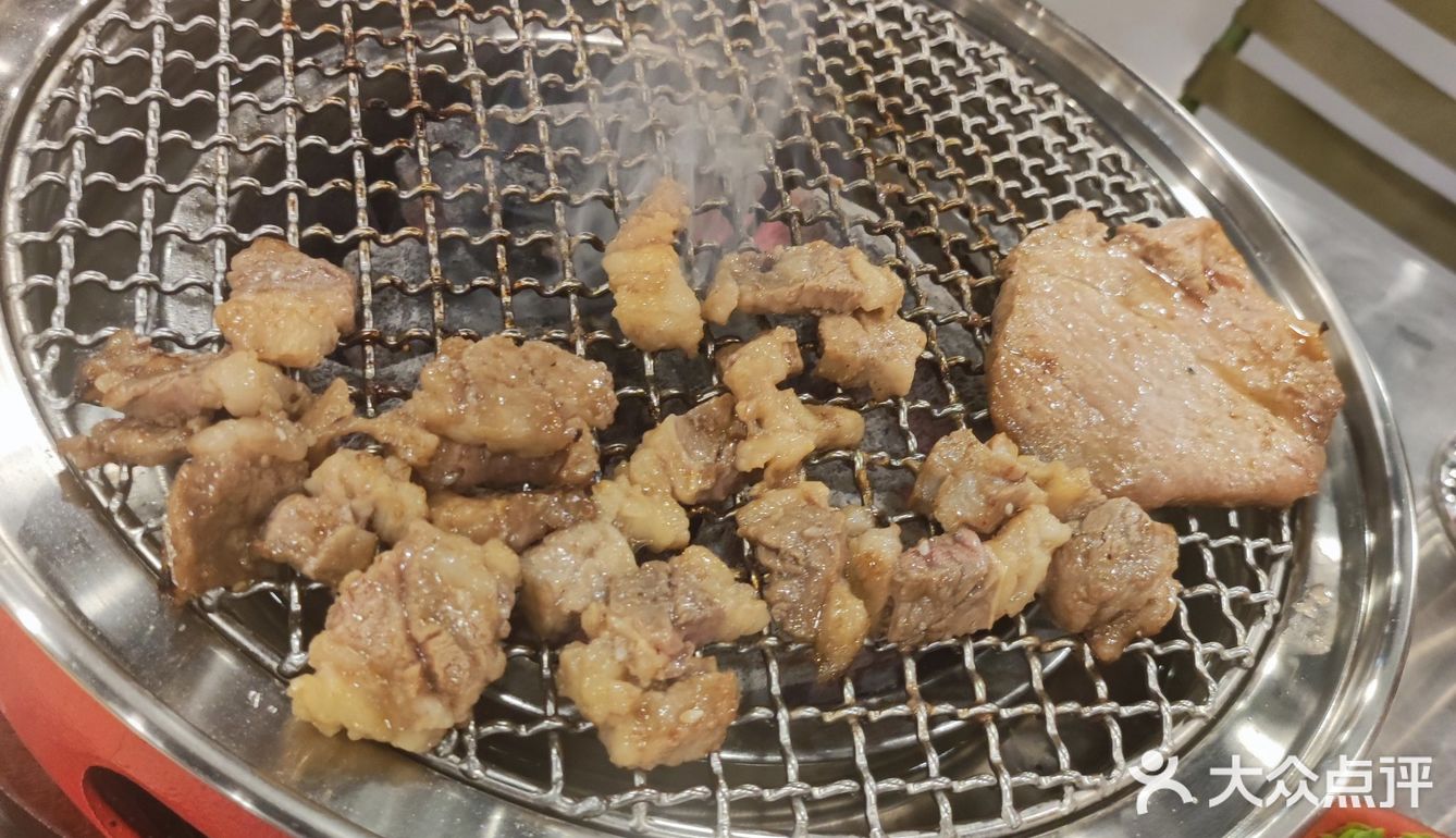 秋天来吃烤肉！永安里地摊烤肉