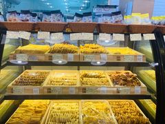 -光明牛奶棚(南泉店)