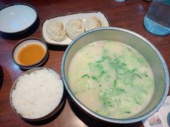 牛肉雪浓汤-神仙雪浓汤(明洞店)