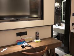 -潮岸酒店(广州琶洲会展广州塔店)