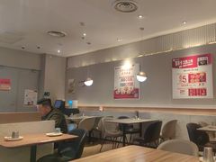 -必胜客(格尔木华兴店)