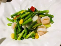 芦笋银杏炒虾球-大鸭梨烤鸭(左家庄店)