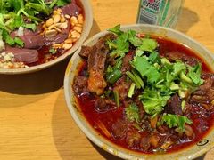 -谢老五跷脚牛肉·非遗传承店