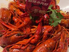 -海底捞火锅(曹安公路店)