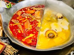 -湊湊火锅·茶憩(打浦桥日月光店)