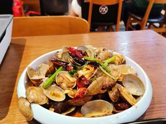 -华府九号海鲜烧烤大排档(龙域店)