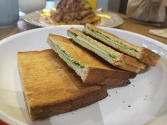 咖椰吐司-HELLO 27 意面·沙拉·帕尼尼