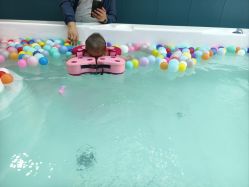 -蓝鲸快乐宝贝婴童游泳馆(南飞鸿十年城店)