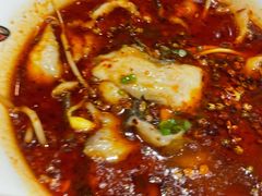 -渝是乎酸菜鱼(龙旗购物中心店)