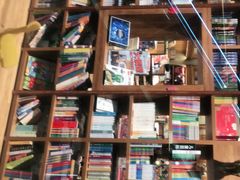 -百新书局(尚悦湾店)