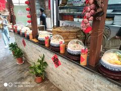 -客家大院·非遗赣南客家菜(郁孤台店)