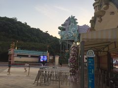-平湖九龙山乐满地水上乐园