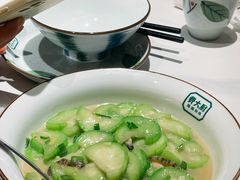 鲜丝瓜焖鲍鱼仔-费大厨辣椒炒肉(悠唐购物中心店)