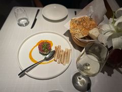 牛肉塔塔配牛油果黑橄榄酱-Solo(衡山路店)