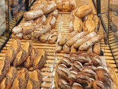 -Dough&Joe团憩(瑞虹天地月亮湾店)