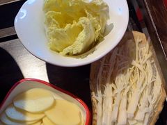 -醉董牛川派鲜肉自选火锅(烟台店)