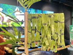 -鹿鸣山草本茶香火锅(园西路店)