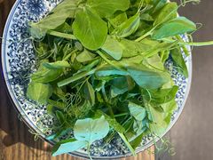 -尚尚仙·酸汤猪手·猪肚鸡火锅(华联万柳购物中心店)