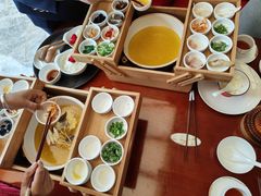 -云南荟·湖畔领宴(领事馆店)