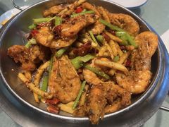 -老码头黑皮肘子锅包肉(赣水路店)