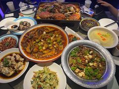 -巴特餐饮6加1音乐餐吧·新疆菜