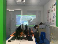-童程童美·信息学竞赛·乐高机器人编程(长宁来福士校区)
