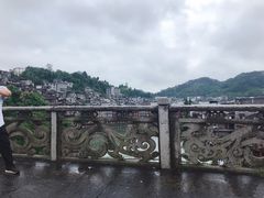 -临江餐馆二楼美食部落