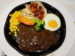 -汤姆家的牛排意面披萨(融创茂店)