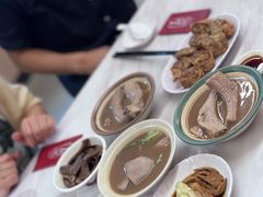 -黄亚细肉骨茶(仰光路店)