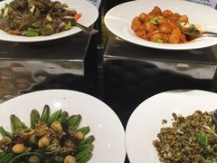 -东方红海鲜百汇(国际大厦店)