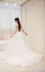 -LOVE SHINE婚纱·红鼎庄龙凤褂·妈妈装定制
