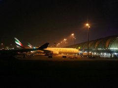 -班达拉奈克国际机场