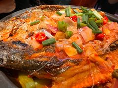 -鸣记脆皮烤鱼·海鲜烤鱼(三八广场店)
