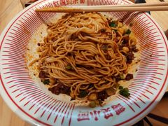 -遇见小面(站西路店)