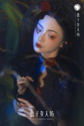 -盘子女人坊生日照·摄影馆(华强店)