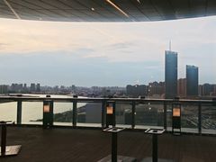 -于家堡洲际酒店·堡子里酒廊