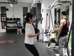 -汗水空间私教健身连锁(SM广场店)