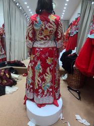 点击看大图 -觅白婚纱礼服馆