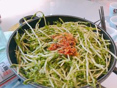 生焖豆苗-黄泥岗·地道湖北菜(奥特莱斯店)