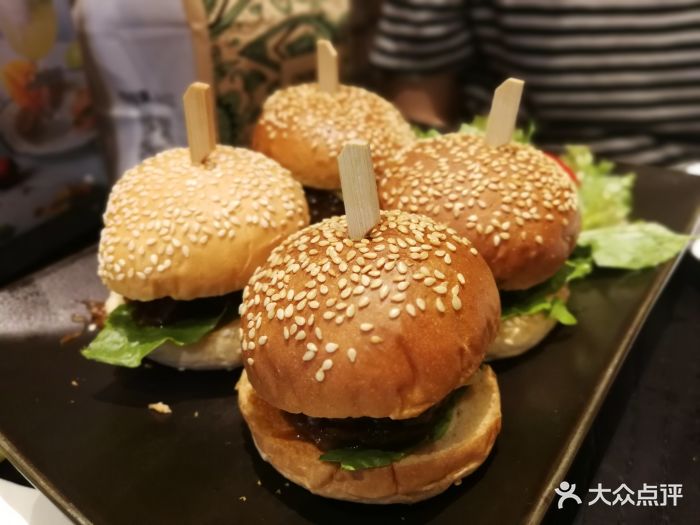 bluefrog蓝蛙(祥云小镇店)牛肉迷你汉堡图片 - 第2张