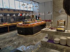 自助取餐区-茅庐川菜