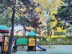 -红黄蓝幼儿园(颐东苑店)