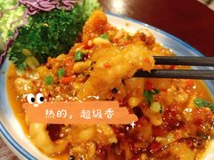 蒜香无骨凤爪-觅山云南菜(泊富ICITY店)