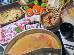 -椰子湾·海南火锅·糟粕醋·椰子鸡(正大广场店)