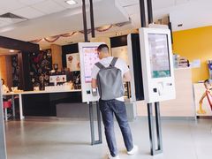 门面-麦当劳(坂田分店)