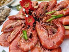 -三亚火车头万人海鲜广场