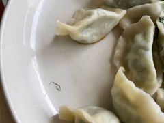 -东北四季饺子王(华山路店)